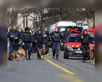 Estado Islâmico faz reféns no sul da França; 1 morte foi confirmada