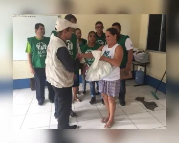 Instituição distribui kits de higiene a desabrigados de Marechal Deodoro