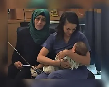 Enfermeira judia comove ao amamentar bebê palestino que tinha mãe internada