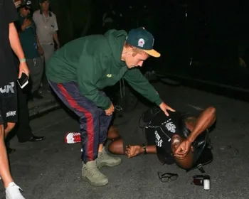 Justin Bieber atropela fotógrafo e presta socorro