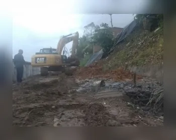 Após chuvas, burocracia emperra obras de contenção e drenagem em Maceió