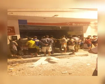 Bandidos explodem caixas eletrônicos do banco Bradesco em Mata Grande