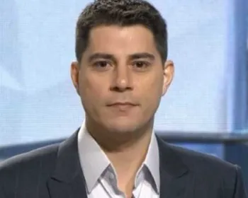 Evaristo Costa assina contrato de R$ 200 mil para ser garoto-propaganda