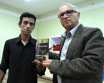 Jornalista Arnaldo Ferreira recebe prêmio de Direitos Humanos 