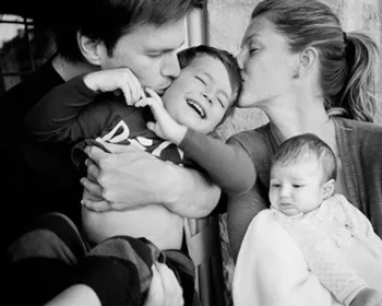 Fotógrafo das estrelas relembra clique de Gisele Bündchen com Tom Brady e filhos