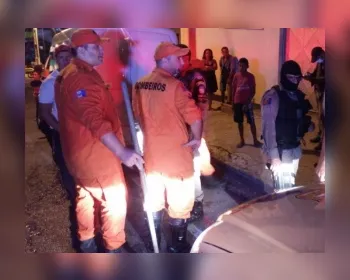 Polícia localiza corpo de mulher enterrado em cova rasa em grota de Maceió 