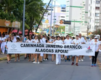 Caminhada busca alertar população sobre cuidados com a saúde mental em Maceió