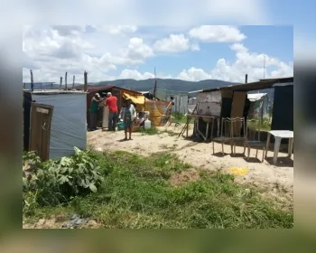 Justiça retira 70 famílias acampadas em fazenda de União dos Palmares