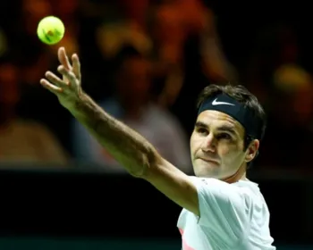 Roger Federer atropela Radu Albot e vai às quartas na Suíça