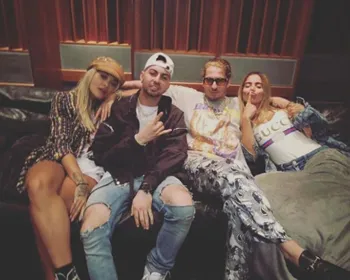 Compositor anuncia parceria entre Anitta e Rita Ora: 'Música grande a caminho!'