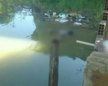 Corpo é encontrado boiando em lagoa no loteamento Parque Santa Tereza