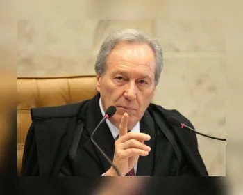 Ricardo Lewandowski é o terceiro voto a favor de habeas corpus a Lula