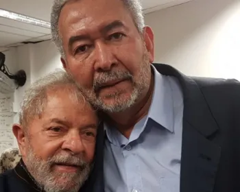 Paulão visita Lula na sede do sindicato: 'Levei a energia do povo de Alagoas'