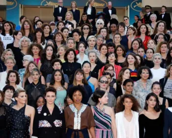 Cannes tem protesto de 82 mulheres estrelas do cinema por igualdade salarial