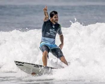 Brasileiro é campeão da etapa de Bali do Circuito Mundial de Surfe 