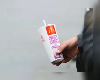 McDonald's irá encerrar entrega de canudos de plástico aos clientes 