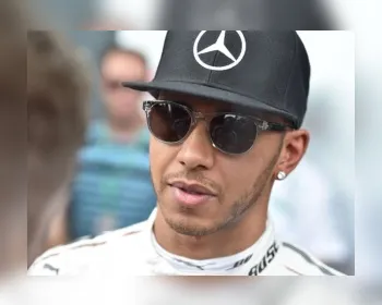 Lewis Hamilton vê lado bom da quarentena pelo coronavírus: "Estou curtindo"
