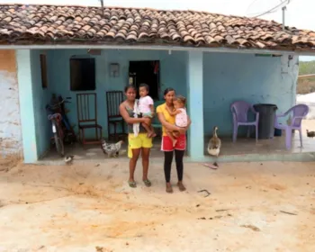 Êxodo aumenta e 'viúvas da seca' tentam sobreviver em meio à escassez no Sertão