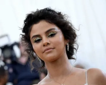 Selena Gomez é internada em clínica psiquiátrica após 'surto emocional'