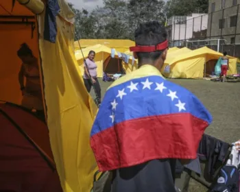 Governo venezuelano proíbe saída de embarcações dos portos