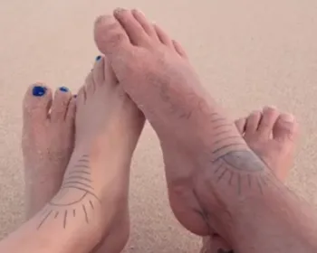 Priscila Fantin e Bruno Lopes exibem nova tatuagem em praia de Maceió