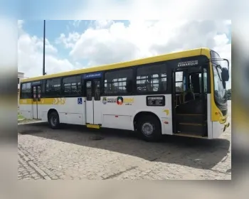Ônibus é alvo de assalto um dia após Renan Filho divulgar redução de casos