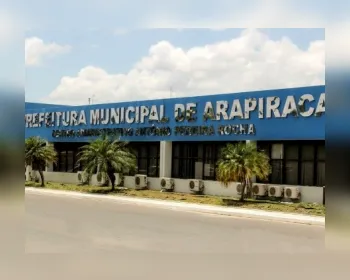Município de Arapiraca tem 5 dias para regularizar salários de servidores 