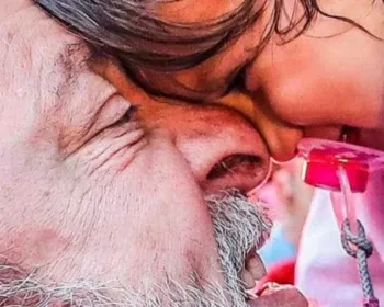 Neta de Lula divulga carta: 'Por favor, libertem o gigante Luiz Inácio'