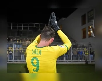 Nantes decide aposentar o número 9 em homenagem a Emiliano Sala
