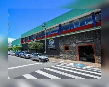 Prefeitura de Maceió arrecada mais de R$ 1 milhão em leilão de bens inservíveis