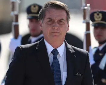 Bolsonaro diz para Defesa fazer as 'comemorações' do golpe de 64, diz porta-voz