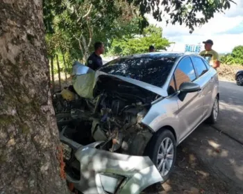 Mototaxista morre após colidir com árvore em trecho da AL-210, em Viçosa 