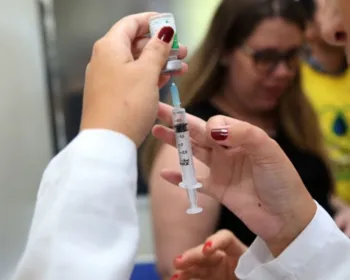 Postos estão sem vacina que protege recém-nascidos contra 5 doenças