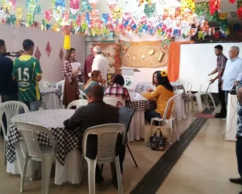 Arapiraca lança festejos juninos em café da manhã com muito forró e animação