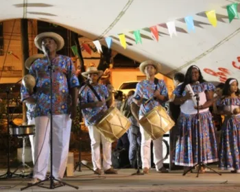 Atrações musicais e culturais animam mercado do artesanato em Arapiraca
