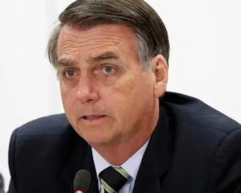 Nas redes sociais, Bolsonaro defende trabalho infantil