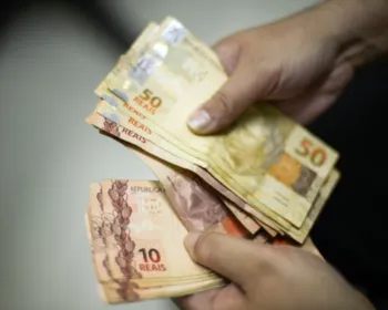Salário mínimo pode ir a R$ 1.040 em 2020