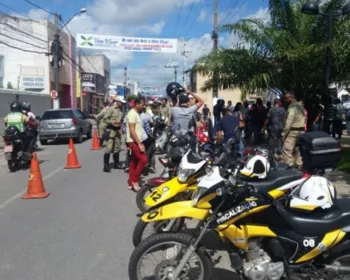 Blitz educativa identifica motociclistas infratores na cidade de Arapiraca