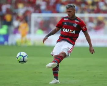 Trauco se despede de companheiros e deixa o Flamengo rumo à França