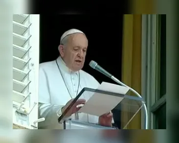 Papa Francisco pede que se mantenha acesa chama do diálogo e autocontrole