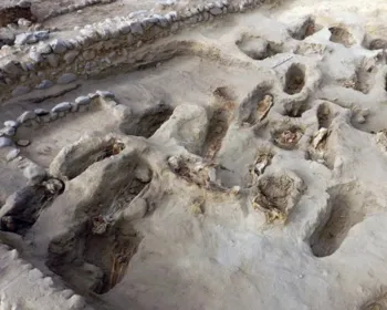 Peru: arqueólogos descobrem restos de 227 crianças sacrificadas