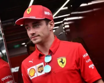 Com Leclerc e Sainz, Ferrari terá sua dupla de pilotos mais jovem na história 