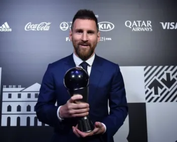 Messi iguala Marta e é eleito o melhor jogador do mundo pela sexta vez