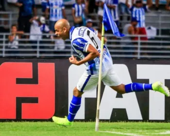 Carlinhos vibra com belo gol na vitória sobre o Ceará, mas avisa: 'Já passou'