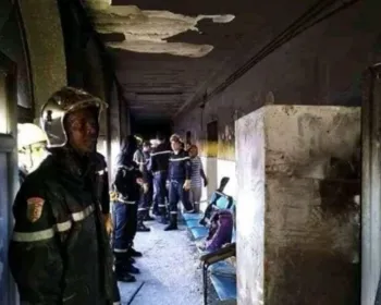 Oito bebês morrem em incêndio em uma maternidade na Argélia