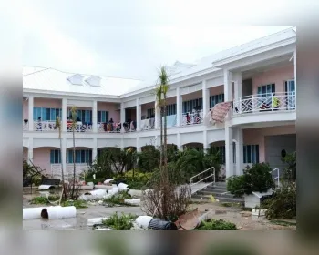 Bahamas enfrenta estragos de 90 milhões devido ao furacão Dorian