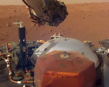 Nasa 'ouve' ruídos abaixo da superfície de Marte pela 1ª vez