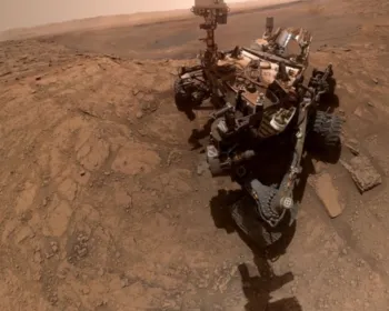 Robô da Nasa faz nova selfie após 2,5 mil dias marcianos em missão