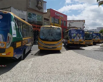 Rede Municipal de Arapiraca recebe 20 novos ônibus escolares