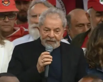 Lula pede que nova denúncia não seja julgada em Curitiba